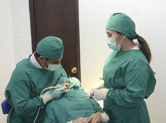 Centro Dental El Alba